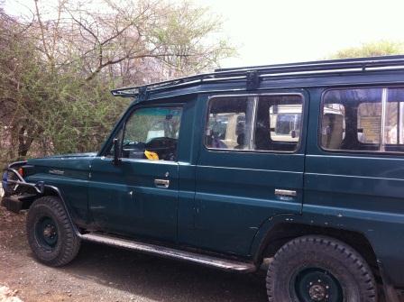 Safari Land Cruiser